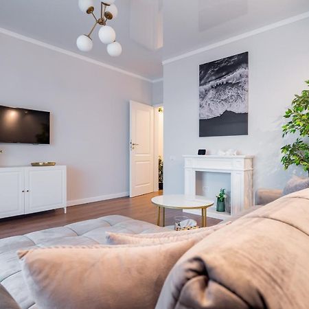 Golden Mirage Sunset Apartment Mamaia Dış mekan fotoğraf