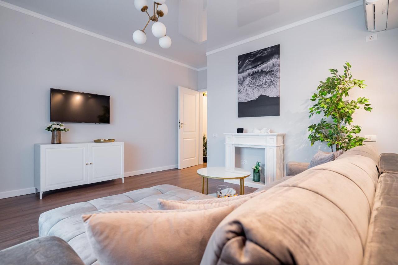 Golden Mirage Sunset Apartment Mamaia Dış mekan fotoğraf