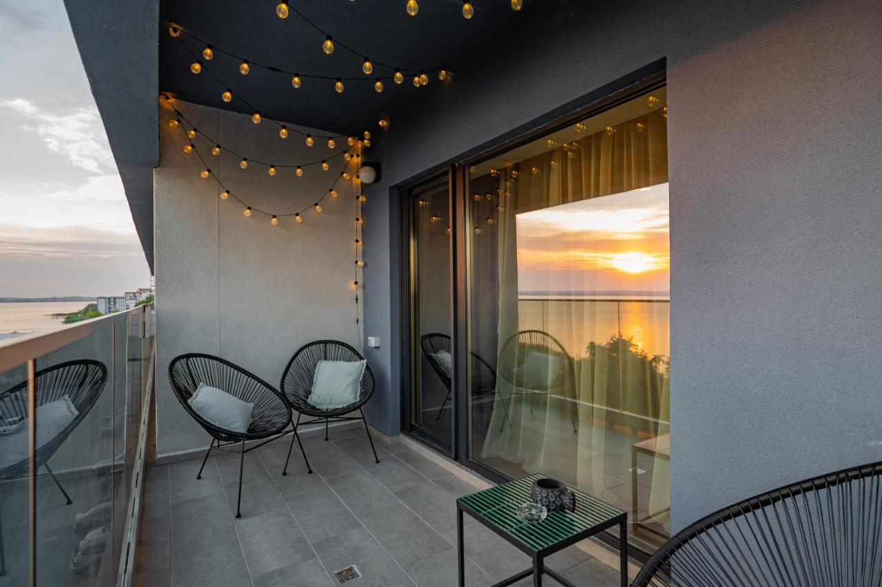 Golden Mirage Sunset Apartment Mamaia Dış mekan fotoğraf
