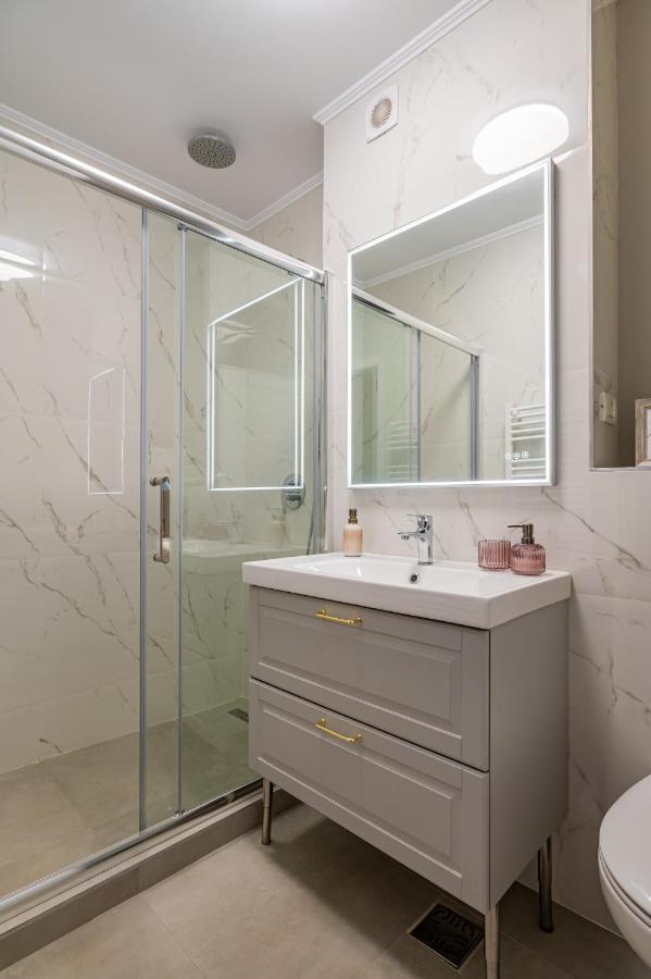 Golden Mirage Sunset Apartment Mamaia Dış mekan fotoğraf